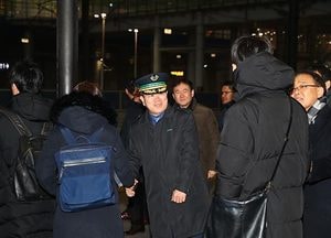 박승원 광명시장, 새해 첫 업무 KTX ‘안내원 체험’...“남북평화철도 출발역 염원 기원”