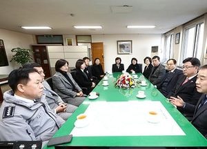 광주시의회, 현충탑 참배·유관기관 방문 신년인사 ‘눈길’