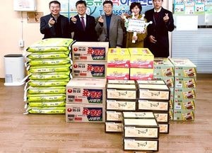 NH농협 평택시지부 ‘아동복지시설에 사랑의 물품 전달’