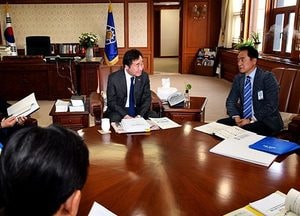 정장선 평택시장·지역 국회의원과 이낙연 총리 만나 지역현안 지원 요청
