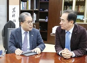 정장선 평택시장, 이재정 경기도교육감과 간담회 가져