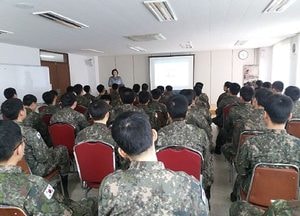 과천署, ‘사람이 먼저인 교통문화’ 홍보‧‧‧군 장병 교통사고 예방교육 실시
