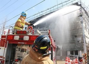 신축 중이던 양평산림조합 건물서 화재...인부 2명 연기에 질식
