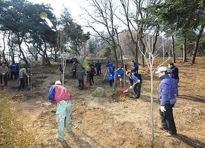 과천시, 5일 문원유아숲체험원서 식목일 나무심기 행사 개최