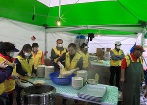 수원시종합자원봉사센터, 3일 동안 고성군에서 ‘사랑의 밥차’ 운영