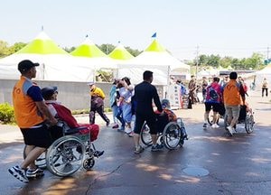 연천구석기축제 성공 뒤엔 자원봉사자들 있었다…연천자원봉사센터 활약 눈길