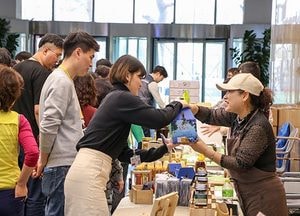 평택시, 삼성전자 평택캠퍼스 ‘농·특산물 직거래장터’ 개장