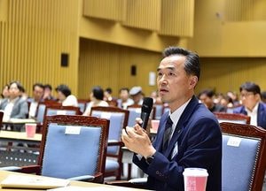 이항진 여주시장, ‘제2차 행복 정책 심포지엄’ 참석
