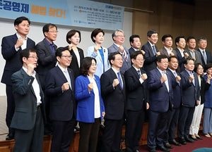 李지사 “버스는 교통복지 측면서 접근해야”…경기도형 버스 노선입찰제 토론회 열려