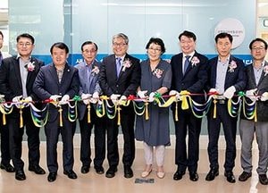 홀몸 어르신 자립 지원 ‘수원 생명숲 100세 힐링센터’ 문 열어