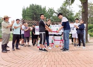 포천 영중중, 장애인복지시설에 텃밭서 키운 햇감자 나눔 실천