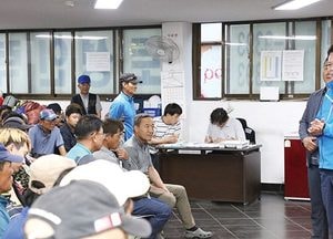 최대호 안양시장, 취임 1주년 맞아 민생투어 돌입