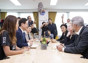 李지사, 국제 동물권 보호단체 대표 등 접견… “동물보호, 강요·비난보다 존중과 노력 필요”