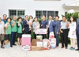 양평서 여덟째아 출산 화제…정동균 군수, 2000만 원 출산장려금 증서 전달