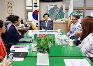 김종천 과천시장, ‘창업아이디어 경진대회’ 수상자와 간담회