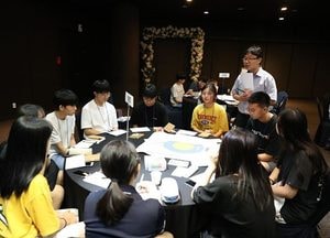 인천교육청, 학생기자 토론회 열려…학생이 직접 정한 문제 의견나눔