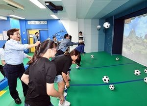 수원 영화초등학교에 VR 스포츠 공간 조성