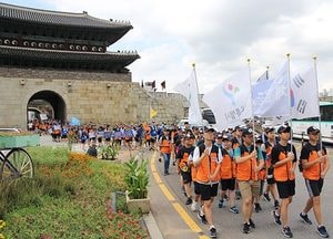 수원·서울 청소년, 제16회 정조대왕 능행차길 체험 순례 성료