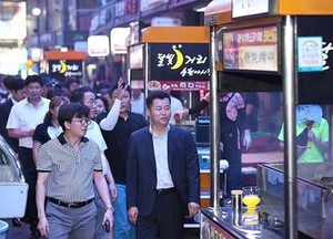 동구, 달빛거리 ‘송현야시장’의 화려한 재개장... 매주 금‧토‧일 운영