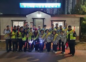 화성시동탄4동행정복지센터, 민관합동 시민방범순찰활동...자발적 순찰참여