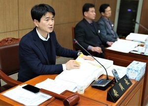 이천시의회, 서학원 예결위원장 활동 마무리