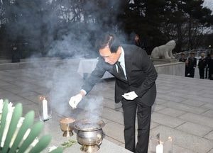 평택시, 신년 현충탑 참배 행사로 힘차게 경자년 출발