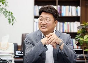 [엄태준 이천시장 신년인터뷰] “먼 미래보다 현재 이천에 살고 있는 시민 행복이 중요”