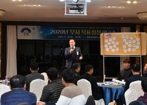 “시대 꿰뚫는 창의적 방향성으로 ‘우보천리’ 해야”