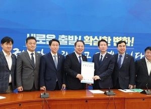 포천·가평 이철휘 예비후보, 가평군민이 원하는 제2경춘국도 가평안 전달