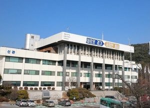 경기도 교회 27곳, 여전히 오프라인 예배 고수
