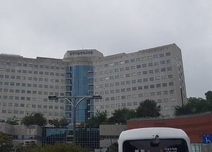 광주, 첫 완치자 나왔다···분당서울대병원 근무자