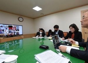 코로나19 대응 위해 G20 중심으로 공조 방안 논의