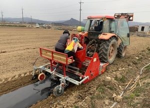 용인시, 농번기 부족한 일손 농기계 대여
