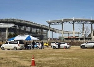 서구, 전국 최초 ‘드라이브 스루’ 방식 마스크 배부
