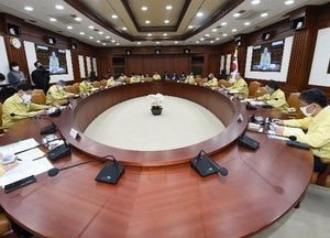 정부, 소상공인에 대해 통신요금 1개월 감면
