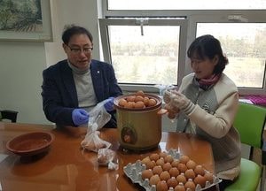 안양시 복지정책팀장 자가격리 시민에 매일 구운 계란 전달