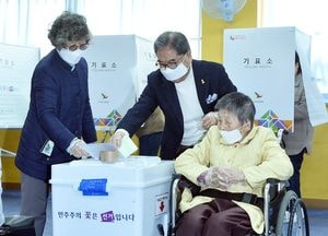 이재정 교육감 “학생 유권자 선거 참여하는 뜻깊은 날”