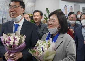 성남 중원 윤영찬 당선인 "첨단 IT 중심 미래형 산업단지 성장"
