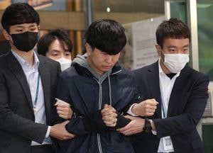 조주빈 공범 '부따' 강훈 얼굴 공개..."진심으로 사죄드린다"