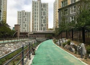 용인시, 역북동 능막천 산책길에 조명설비 설치