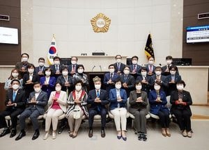 용인시의회 모든 의원 덕분에 챌린지 캠페인 동참