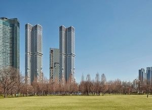서울 성동구 ‘아크로 서울 포레스트’ 3가구 청약에 사상 최대 인원 몰려