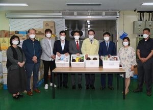 과천시, 식재료 꾸러미 지원사업 현장 방문