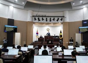 화성시의회, 정례회 개회… 행감 진행