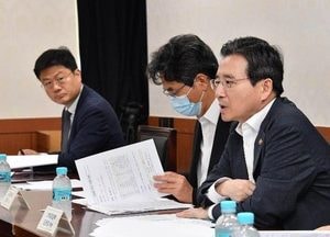 김용범 기재부차관 “앞으로 고용 대책은 전방위 대응이 될 것”