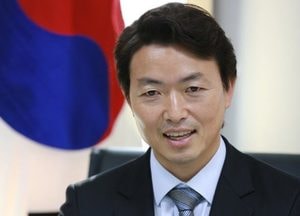 [인터뷰] 김종천 과천시장, 시민들과 약속한 공약사항 순항 중
