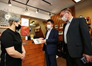동구, 7월 어르신 품위유지비 지급…가맹점 유치·홍보 “바쁘네”