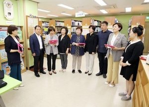 안양시의회 보사환경위원회, 평촌도서관 점검
