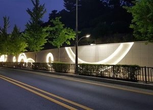 과천시, 보행안전 위협했던 문원체육공원 앞 옹벽 개선공사 완료