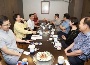 김종천 과천시장, 아파트 입주자 대표와 ‘소통’